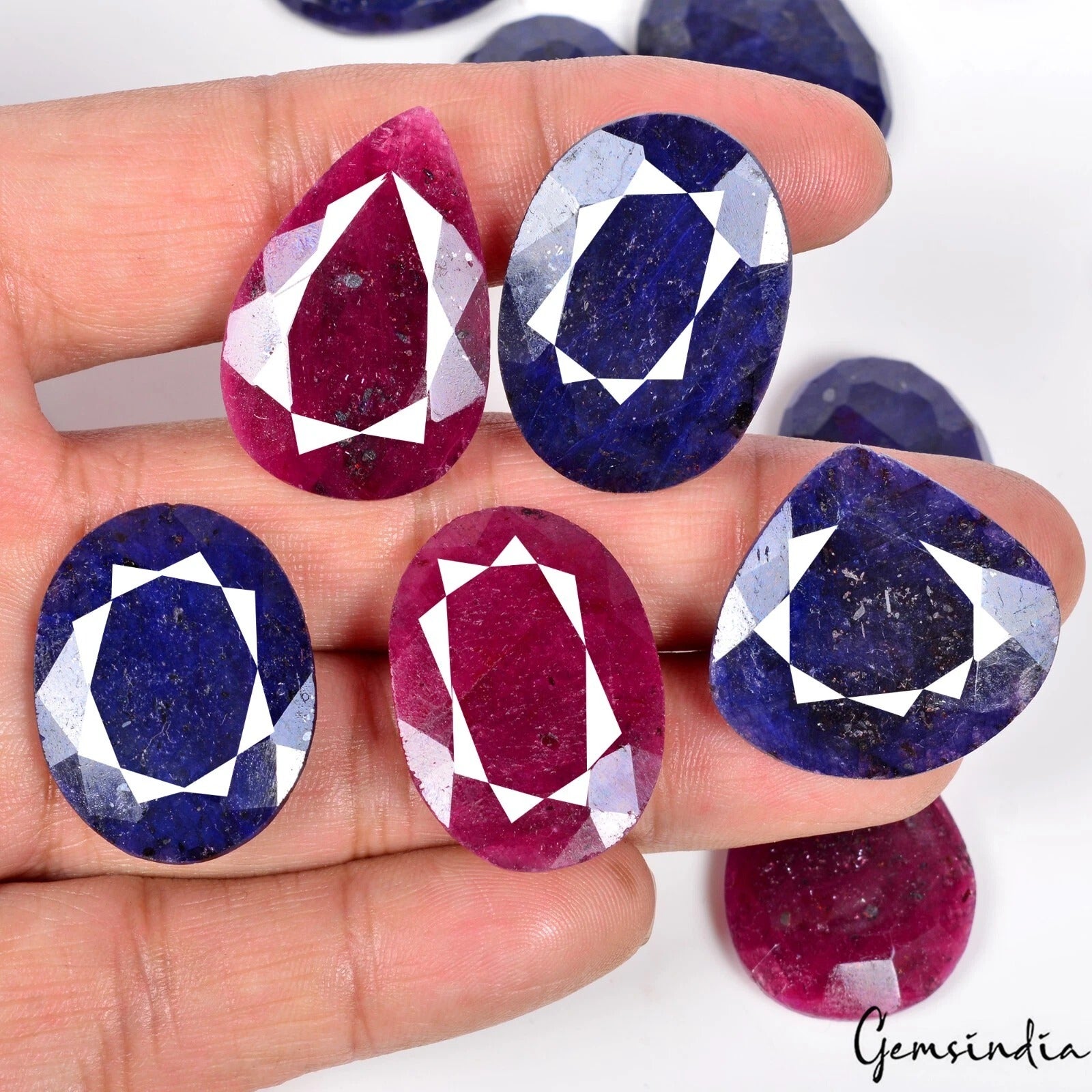 Ruby Lot, Loose Gemstone, Red — 17 Pieces, 24mm to 35mm, 800 Ct
