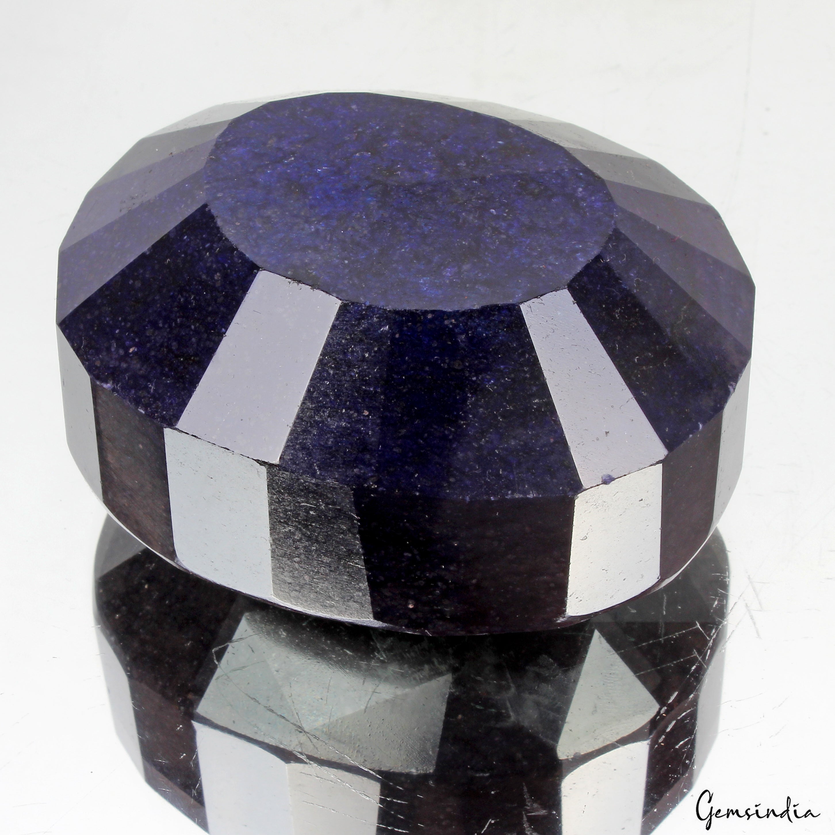 Natural Blue Sapphire 2830 Cts Madagascar Earth mined Oval Cut Museum Size Gem