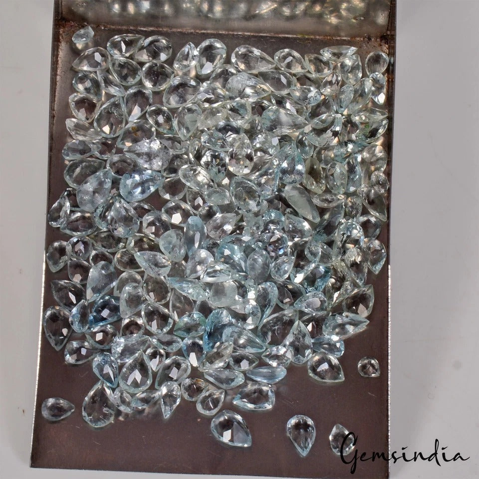 Aquamarine Lot, Loose Gemstone, Untreated, Blue — 190 Pieces, 3mm to 6mm, 29.10 Ct, Brazil