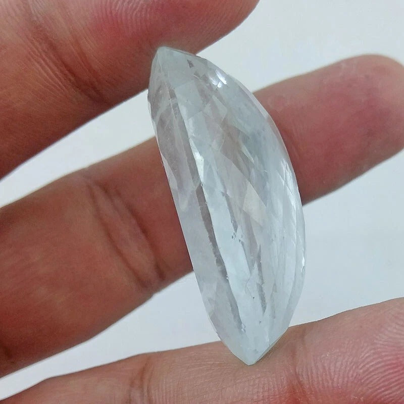 Aquamarine Loose Gemstone, Oval Cut, Untreated — 36x21x13 mm, 72.50 Ct, Brazil