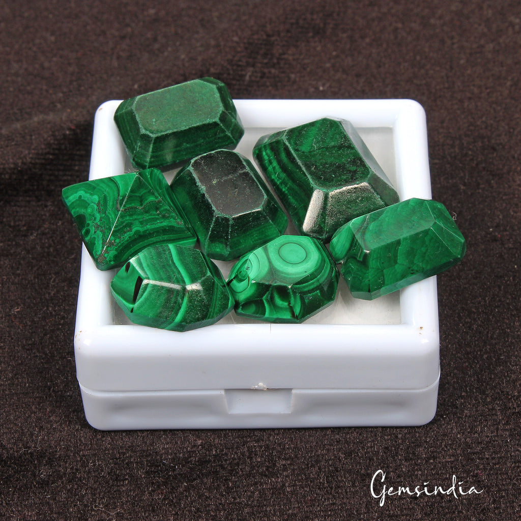 Malachite Lot, Loose Gemstone, Untreated, Green — 7 Pieces, 15mm To 22mm, 149.30 Ct, Madagascar