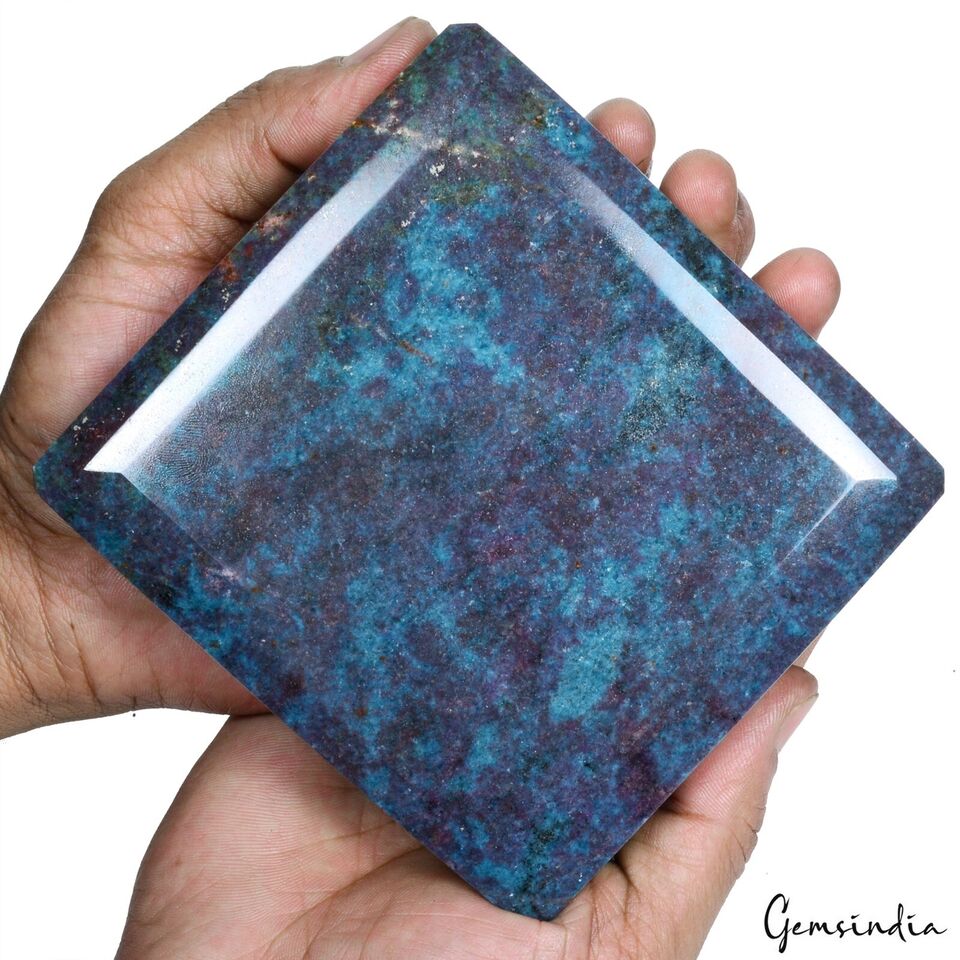 Ruby Kyanite Loose Gemstone, Untreated — 4.6x4.3x2 inch, 8050 Ct (1.61 Kg), Madagascar