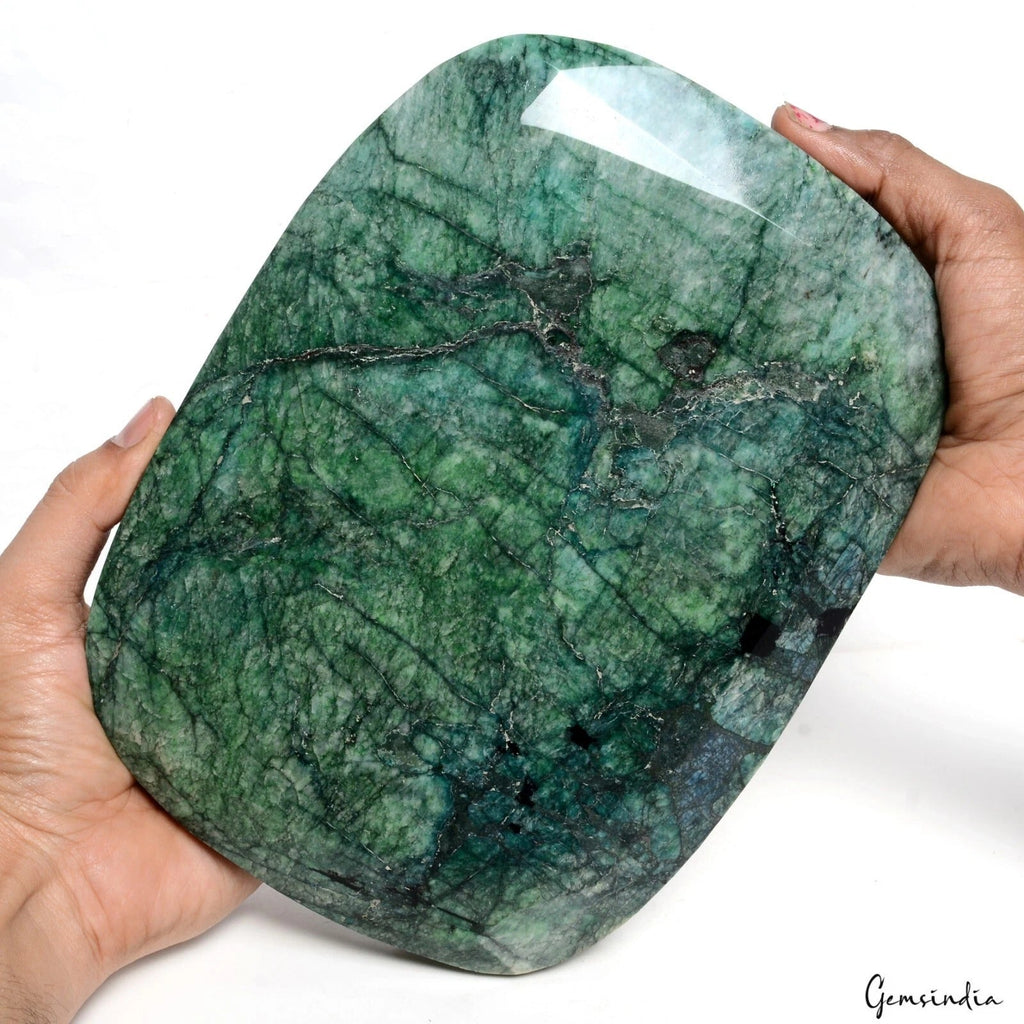 Museum Size 4.7 kg Natural Brazilian Green Emerald Oval Faceted Earth Mined Gem
