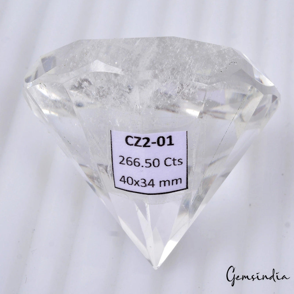 266.50 Cts Natural Untreated White Crystal Quartz Mineral Round Diamond Cut Gem
