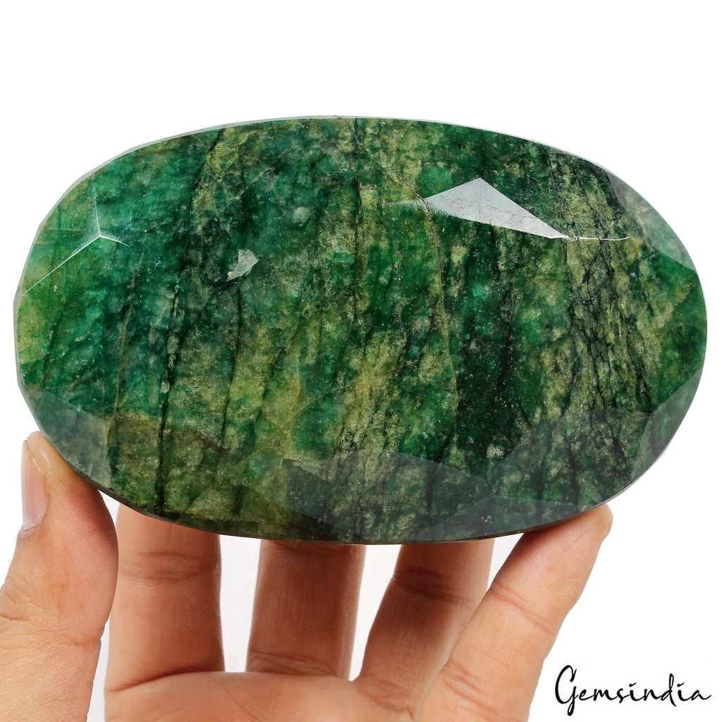 3750 Carat Natural Huge Green Emerald Earth-Mined Museum Size Oval Cut Gemstone