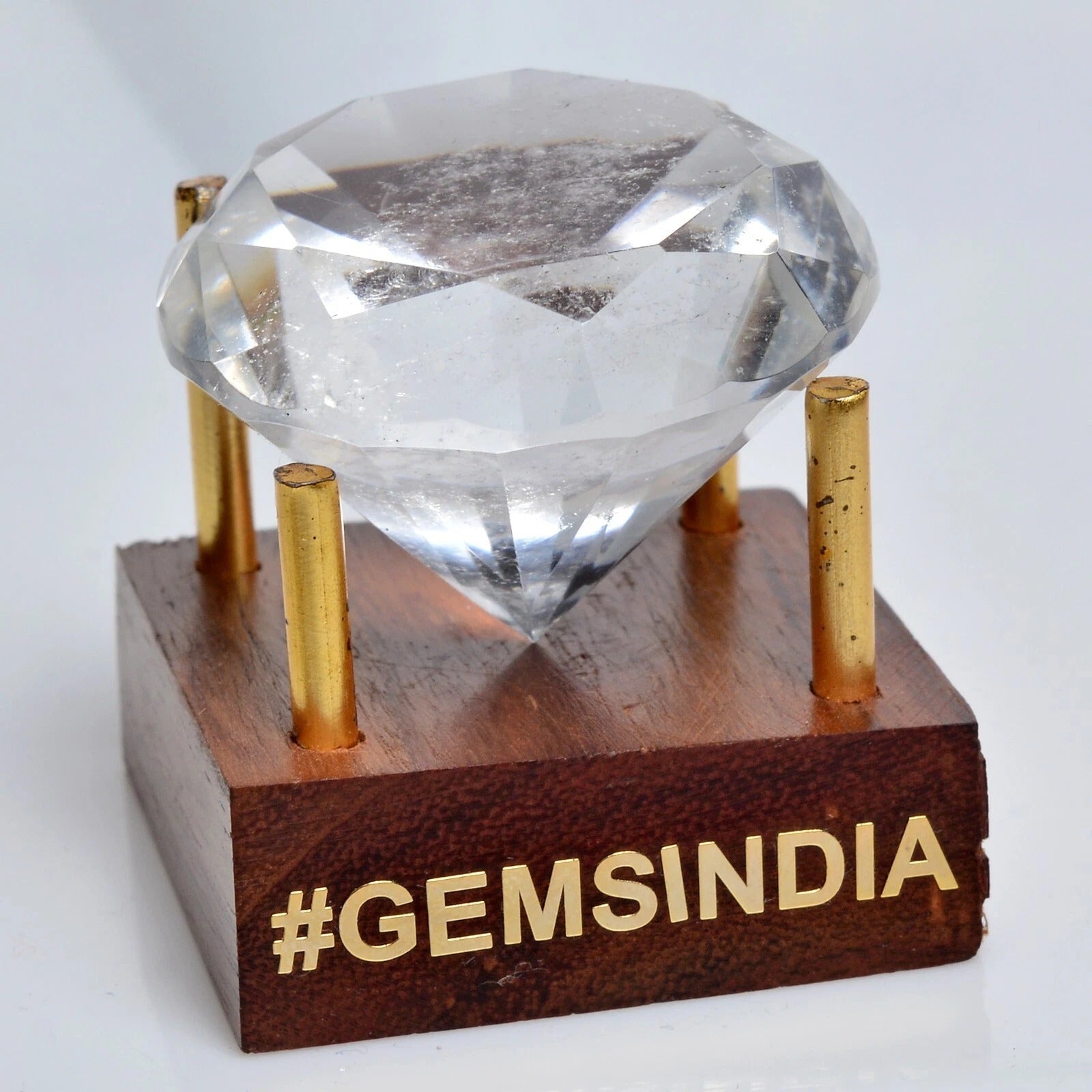 Quartz Loose Gemstone, Untreated, White — 36x27 mm, 174.80 Ct, Brazil