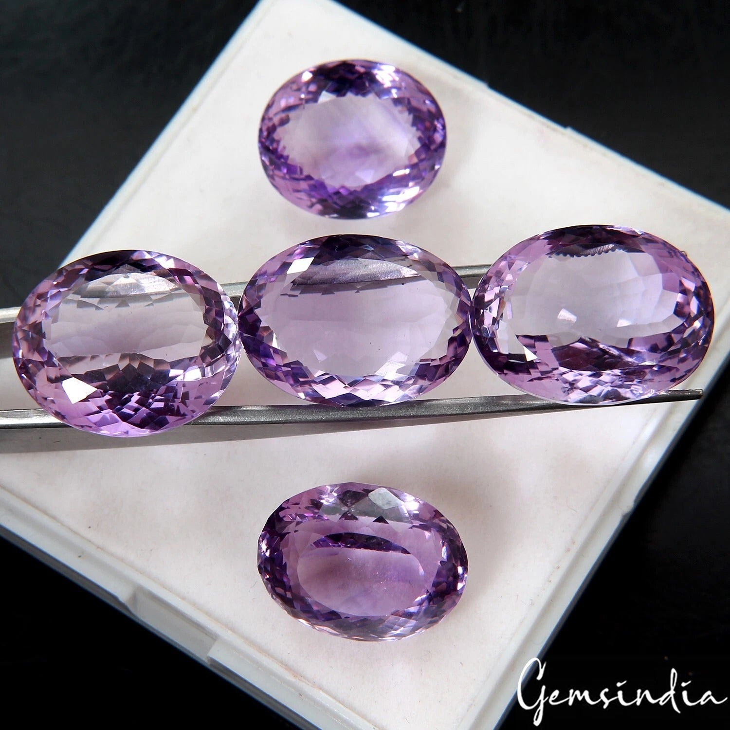 Amethyst Lot, Cabochon, Untreated, Purple — 5 Pieces, 18mm to 20mm, 100.00 Ct