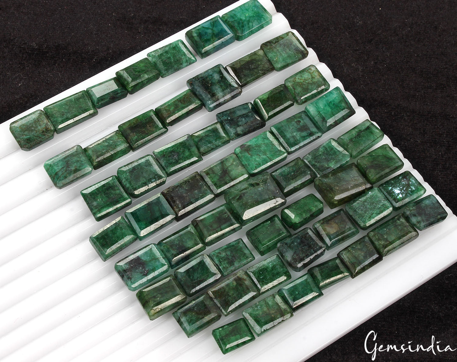 Emerald Lot, Loose Gemstone, Rectangular Cut, Color Enhanced — 56 Pieces, 11mm to 16mm, 530 Ct, Zambia