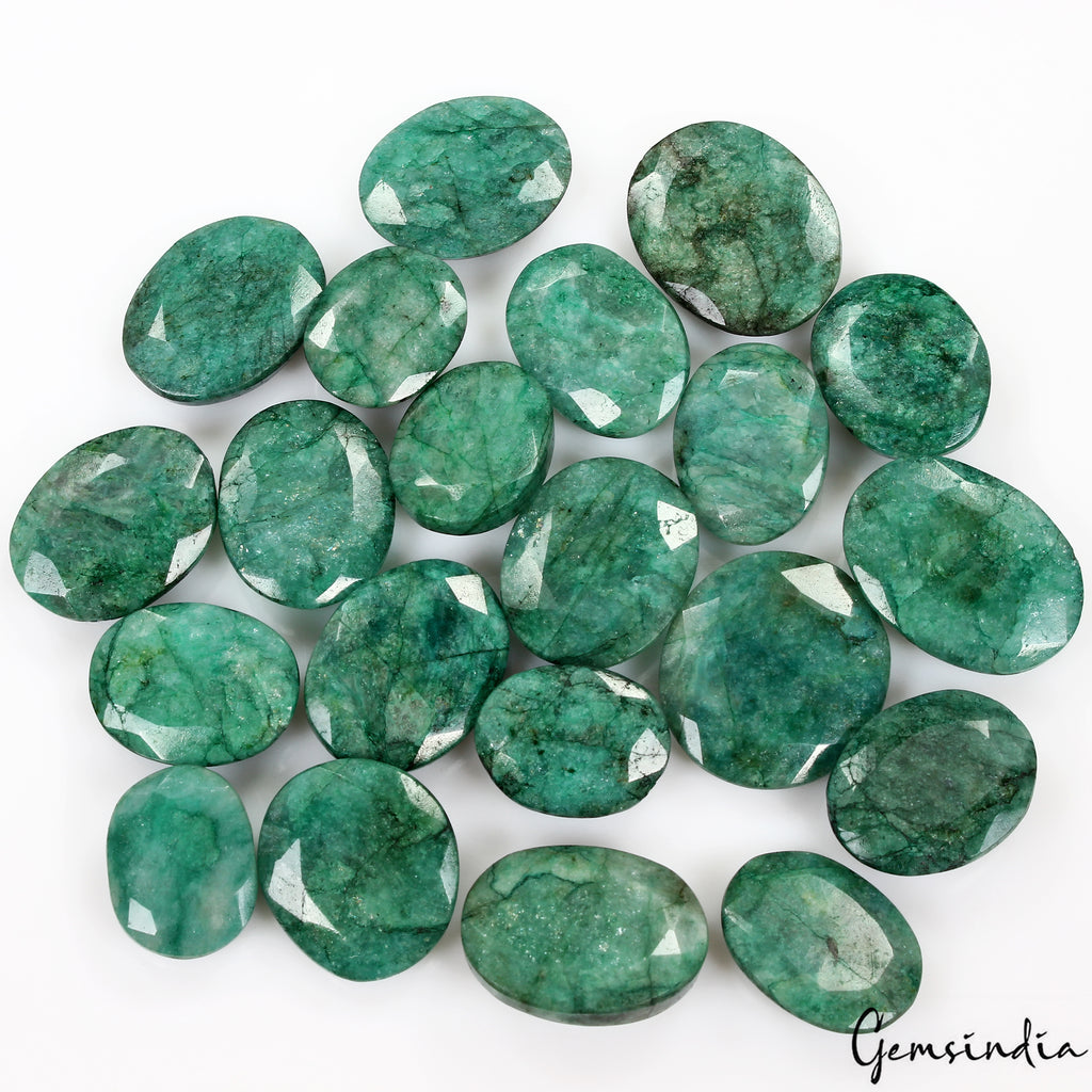 Emerald Lot, Loose Gemstone, Color Enhanced, Green — 21 Pieces, 20mm to 28mm, 580 Ct, Brazil