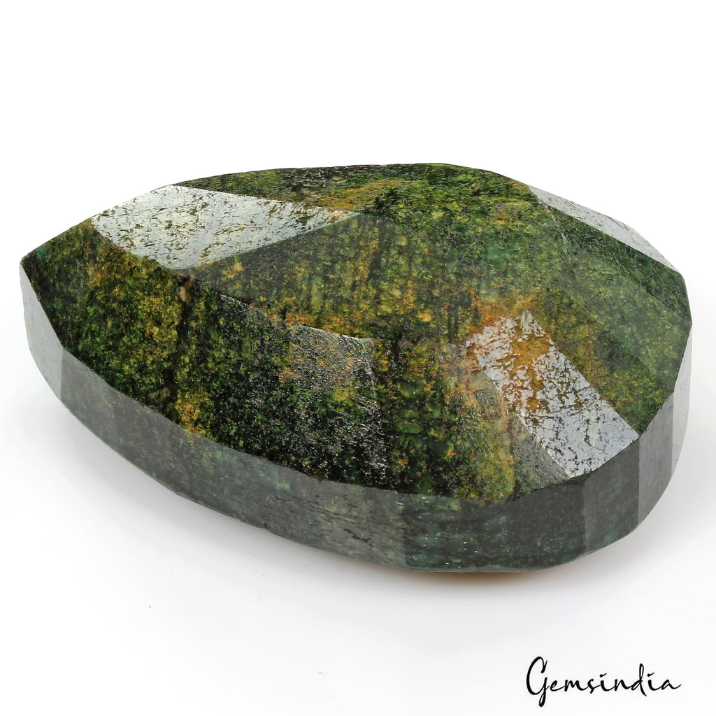 1060 Carat Natural Huge Green Emerald Earth-Mined Museum Size Pear Cut Gemstone