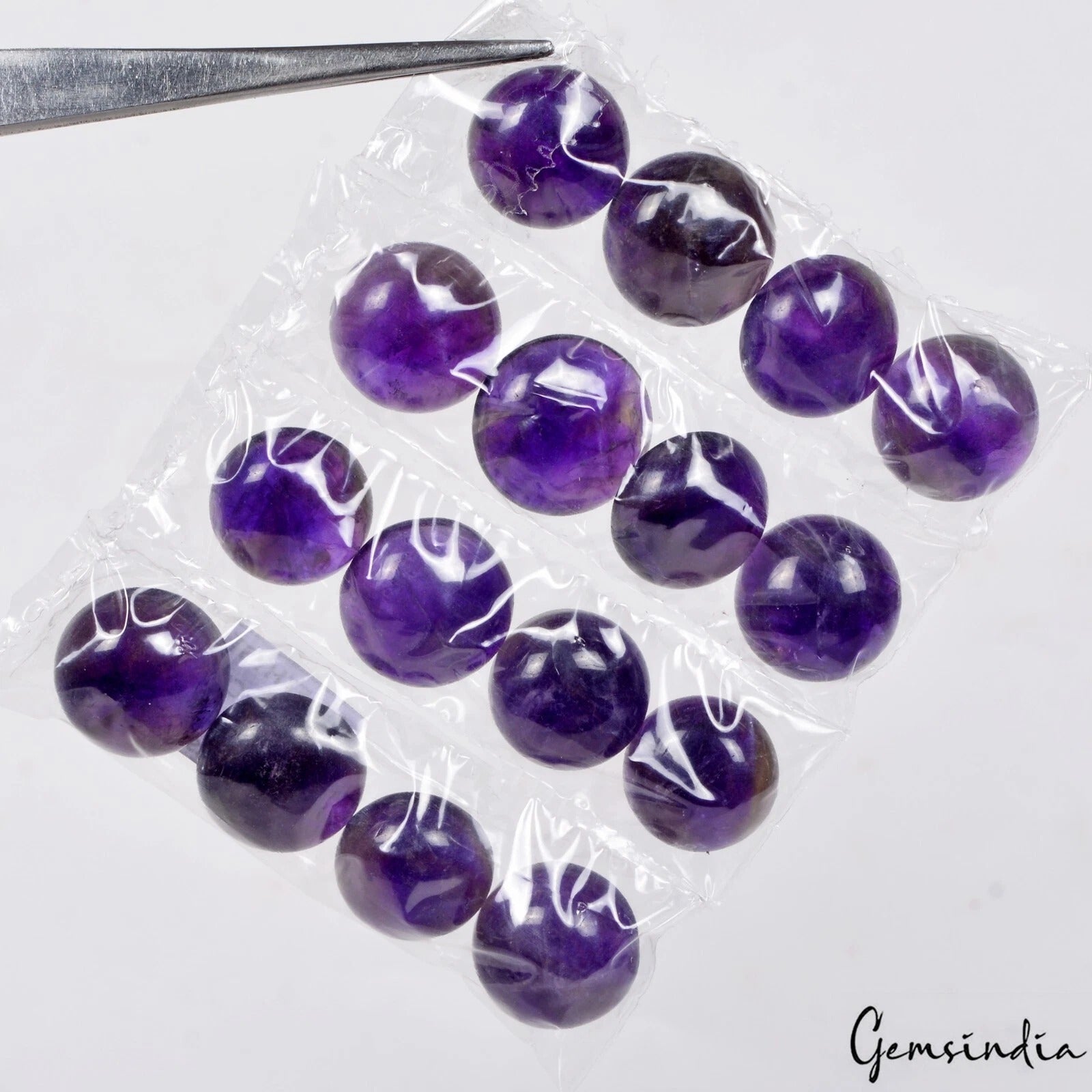 Amethyst Lot, Cabochon, Untreated, Purple — 16 Pieces, 13mm, 185.20 Ct, Madagascar
