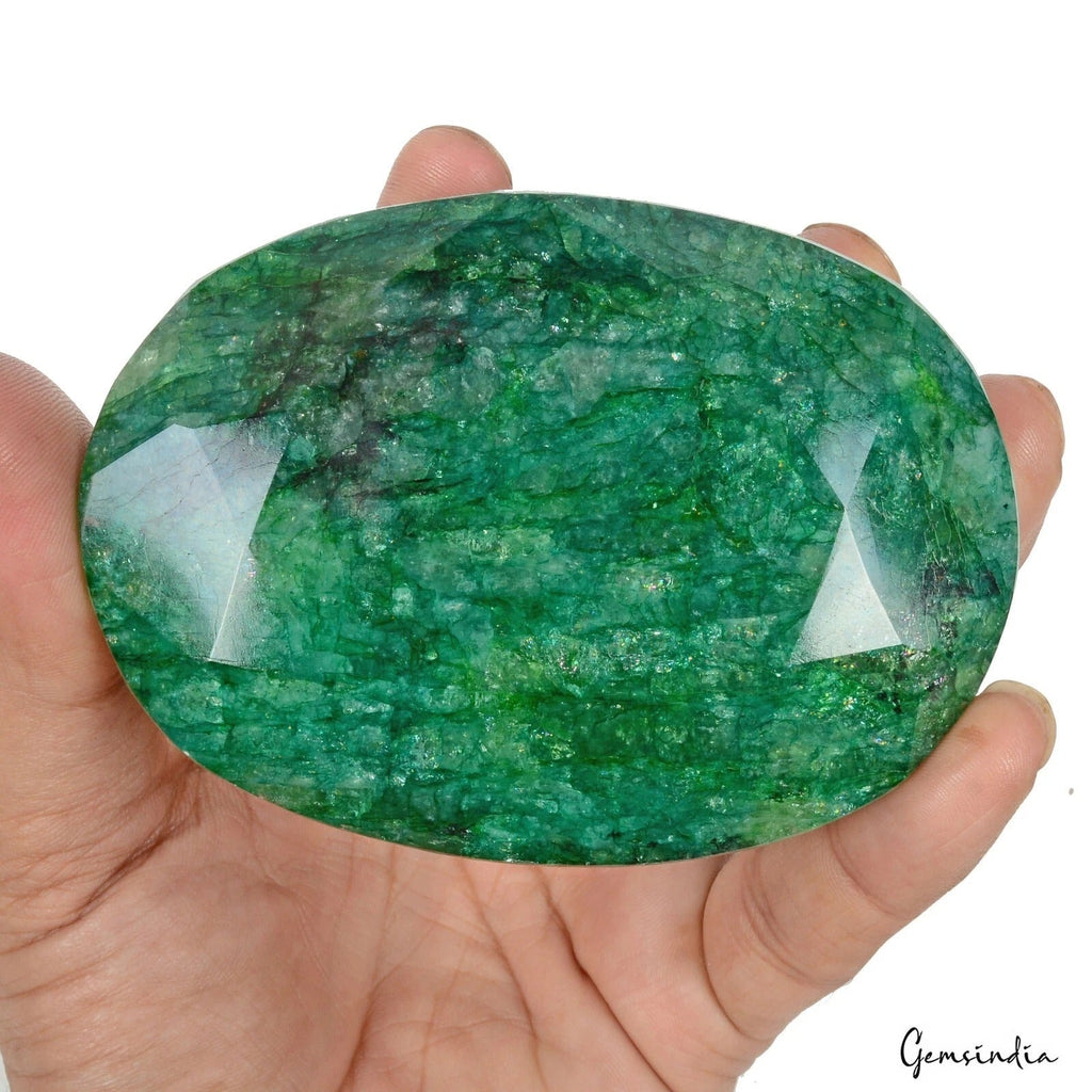 Certified 2240 Cts Natural Green Emerald Oval Cut Loose Earth mined Gemstone