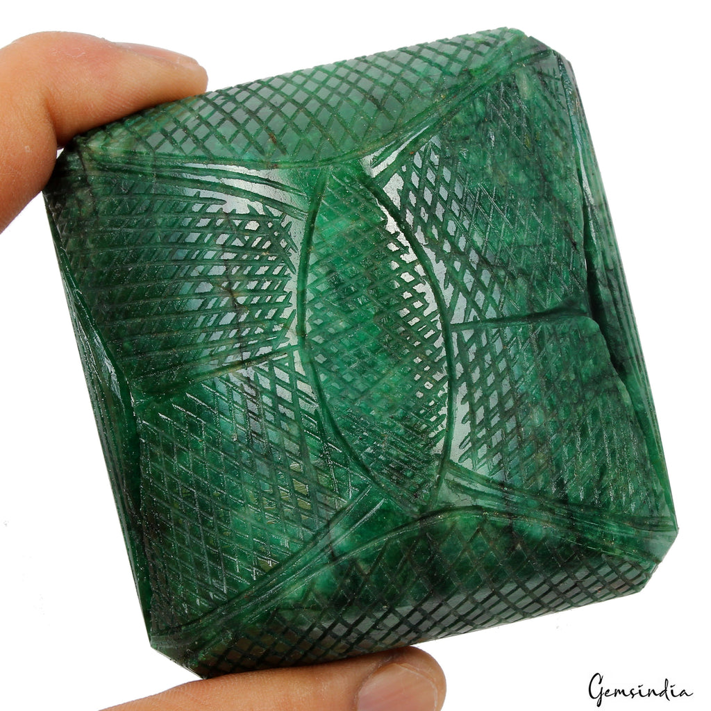 2250Ct Certified Natural Emerald Stunning Green Huge Carved Museum Size Gemstone
