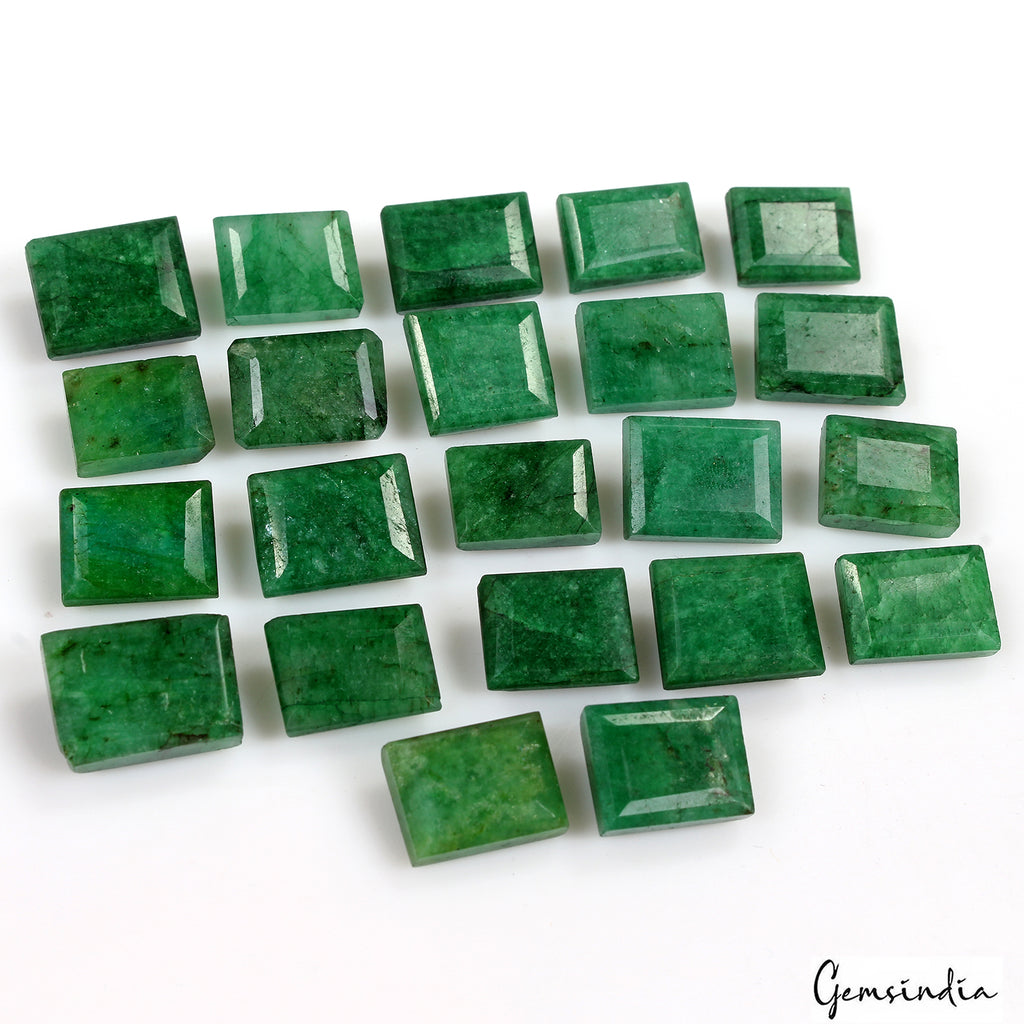 Brazilian Emerald Lot, Loose Gemstone, Color Enhanced, Green — 22 Pieces, 14mm to 18mm, 320 Ct, Brazil