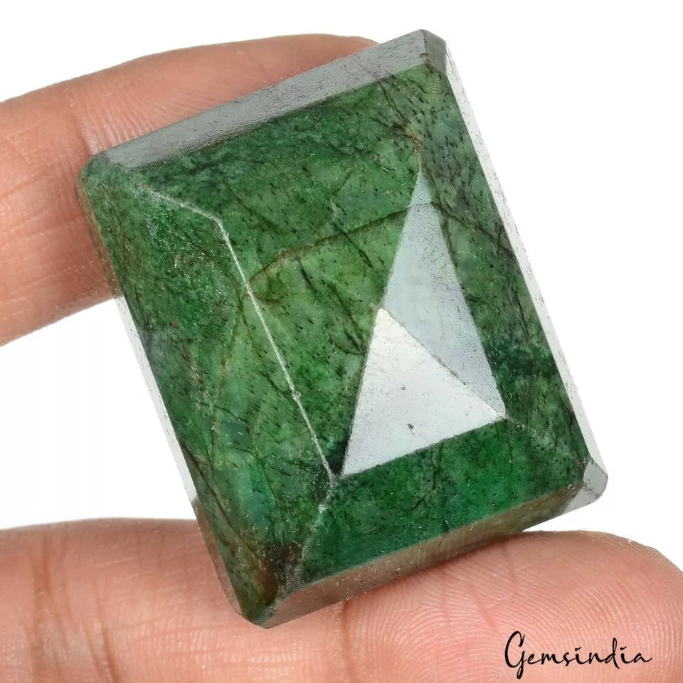 261.50 Ct. Natural Green Emerald Octagon Cut Earth Mined Pendant Size Gemstone