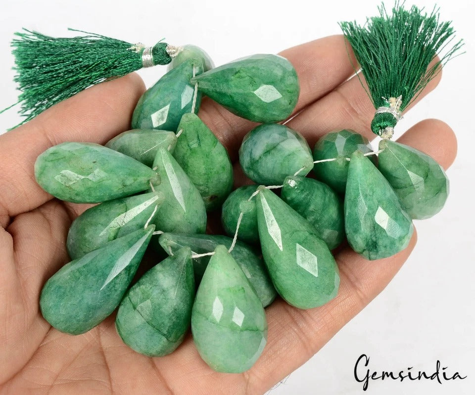 Emerald Beaded Strand, Green — 24mm to 36mm, 1020 Ct