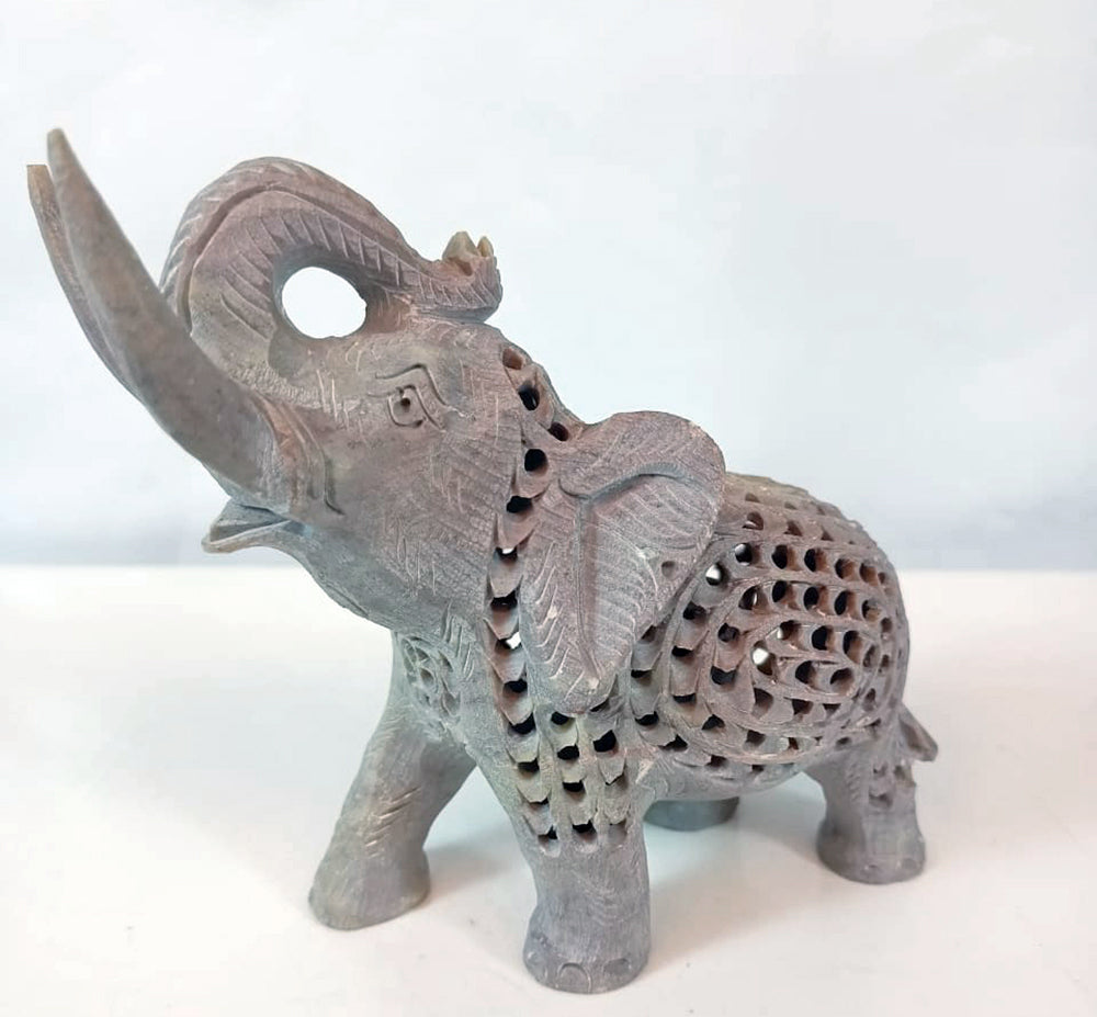 Soapstone Elephant Figurine — 130x122x64mm, 1670 Ct