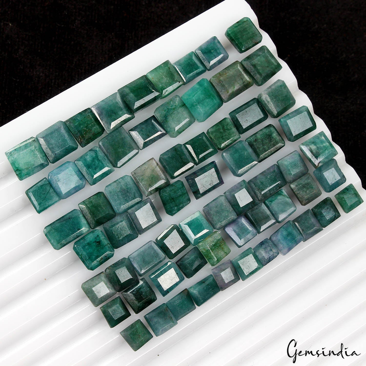 Natural 140Ct/67Pc Natural Colombian Green Blue Emerald Mix Cut Loose Gemstones
