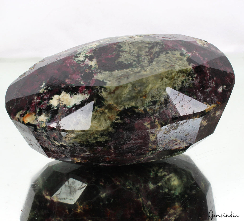 Natural Ruby Zoisite 2.4 Kg Earth Mined Rose Oval Cut Museum Grade Rare Gemstone