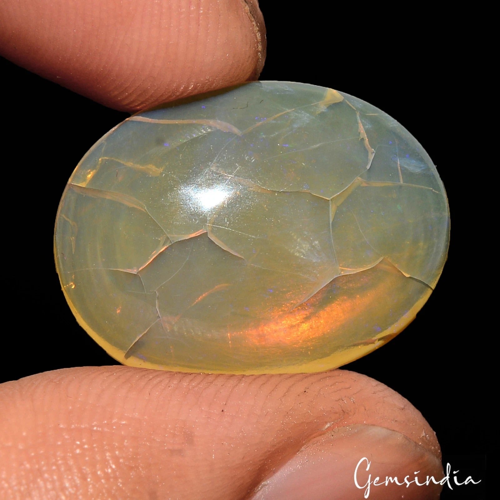 Opal Cabochon — 22 x 17 x 6 mm, 13.20 Ct, Australia