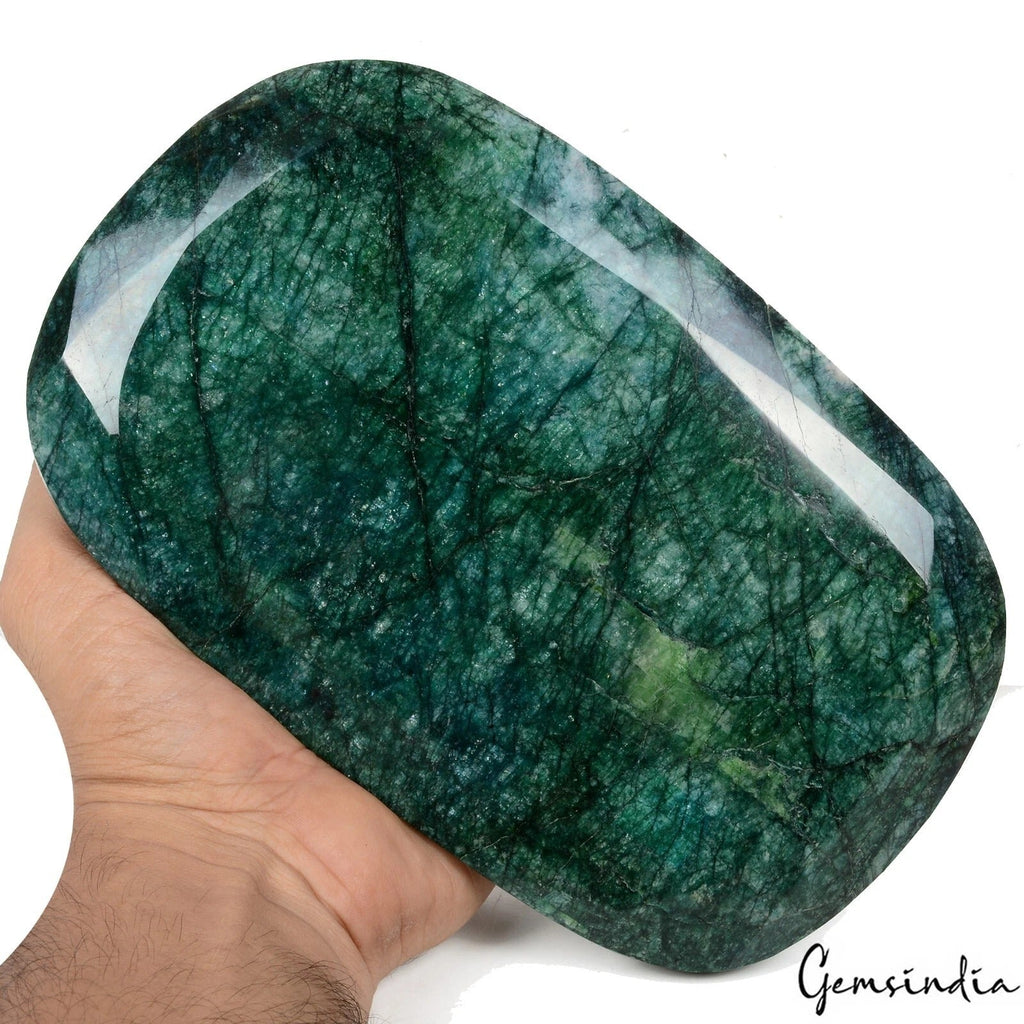 2.5 Kilo Natural Brazilian Green Emerald Oval Cut Huge Size Earth Mined Huge Gem