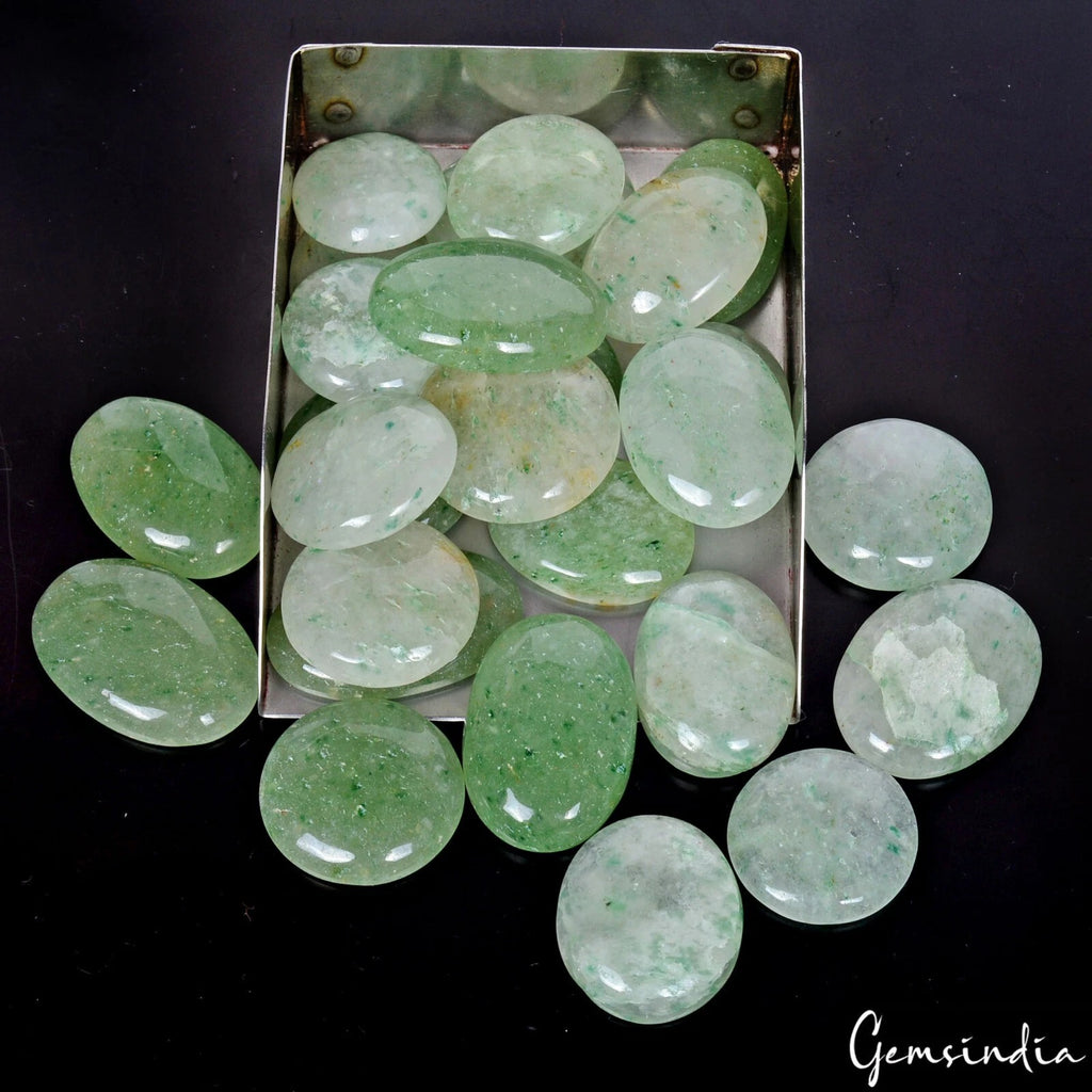 Green Aventurine Lot, Cabochon, Untreated — 26 Pieces, 23mm to 34mm, 1000 Ct, Madagascar
