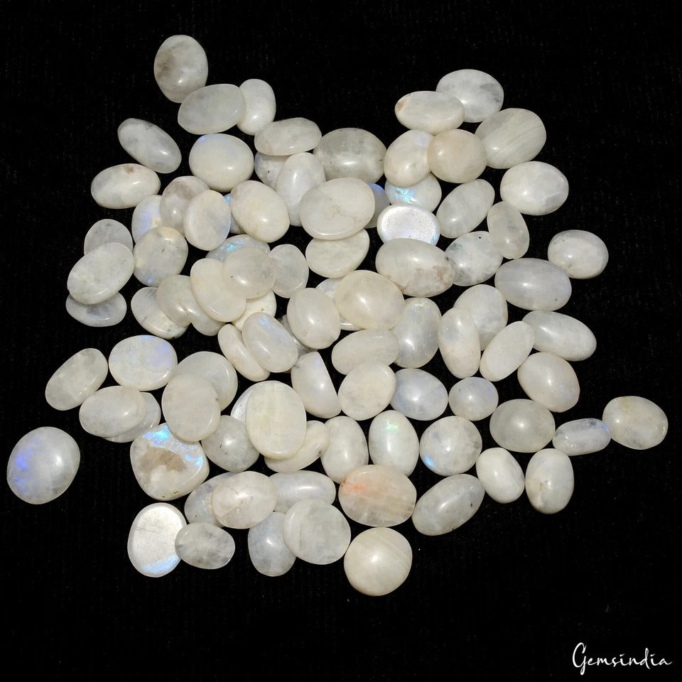 Moonstone Lot, Cabochon, Untreated, Blue — 91 Pieces, 11mm to 20mm, 1000 Ct