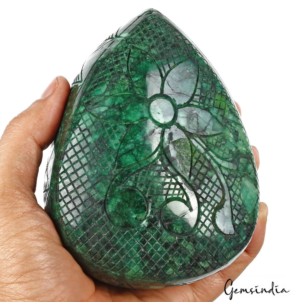 Emerald Carving, Color Enhanced, Green — 127 x 92 x 52mm, 5500 Ct, Brazil