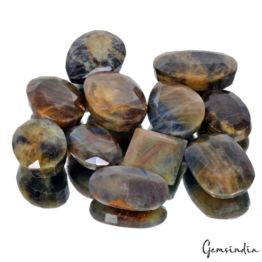 Sapphire Lot, Loose Gemstone — 11 Pieces, 30mm to 51mm, 2650 Ct