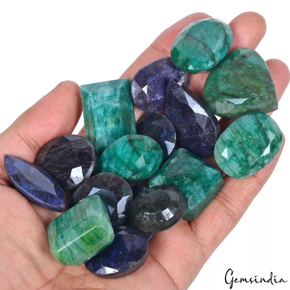Emerald Lot, Loose Gemstone, Color Enhanced — 16 Pieces, 21mm to 34mm, 1250 Ct, Madagascar