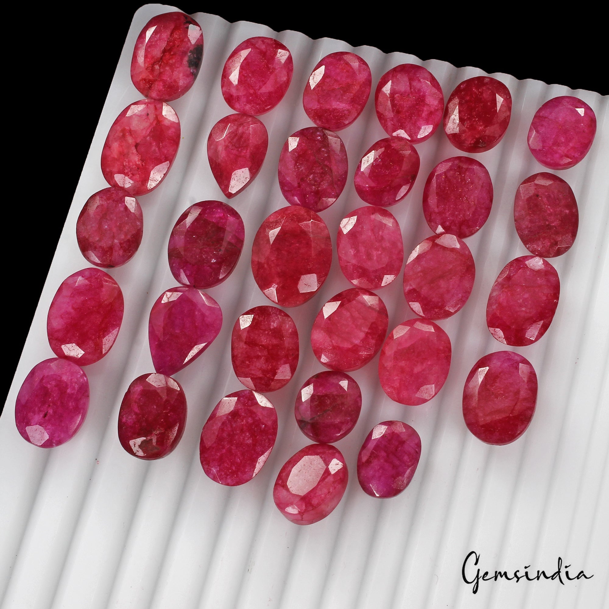 370 Ct/30 Natural Red Pink USA Beryl Bixbite Oval Pear Cut Loose Gem For Jewelry