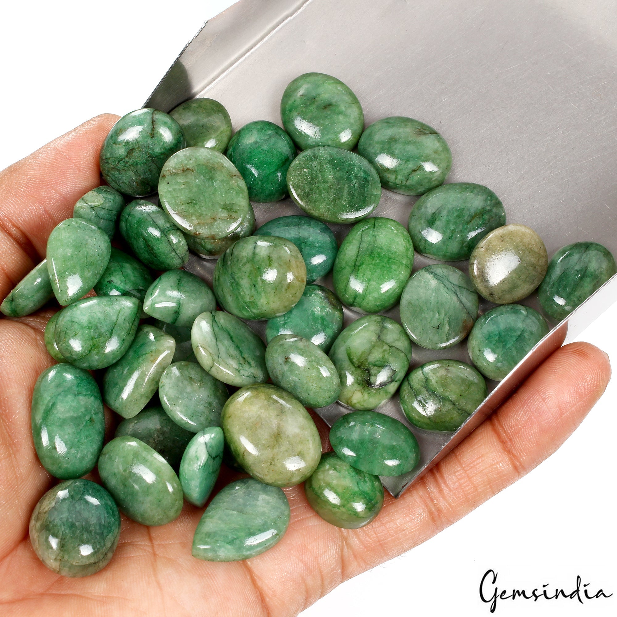 600 Cts./42 Pcs Natural Brazilian Green Emerald Mix Cab Loose Wholesale Gems Lot