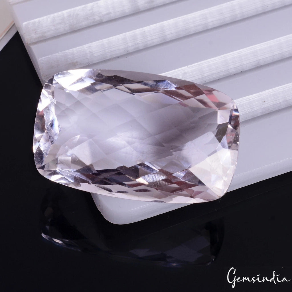 Amethyst Loose Gemstone, Lavender — 31x20x12 mm, 54.25 Ct, India