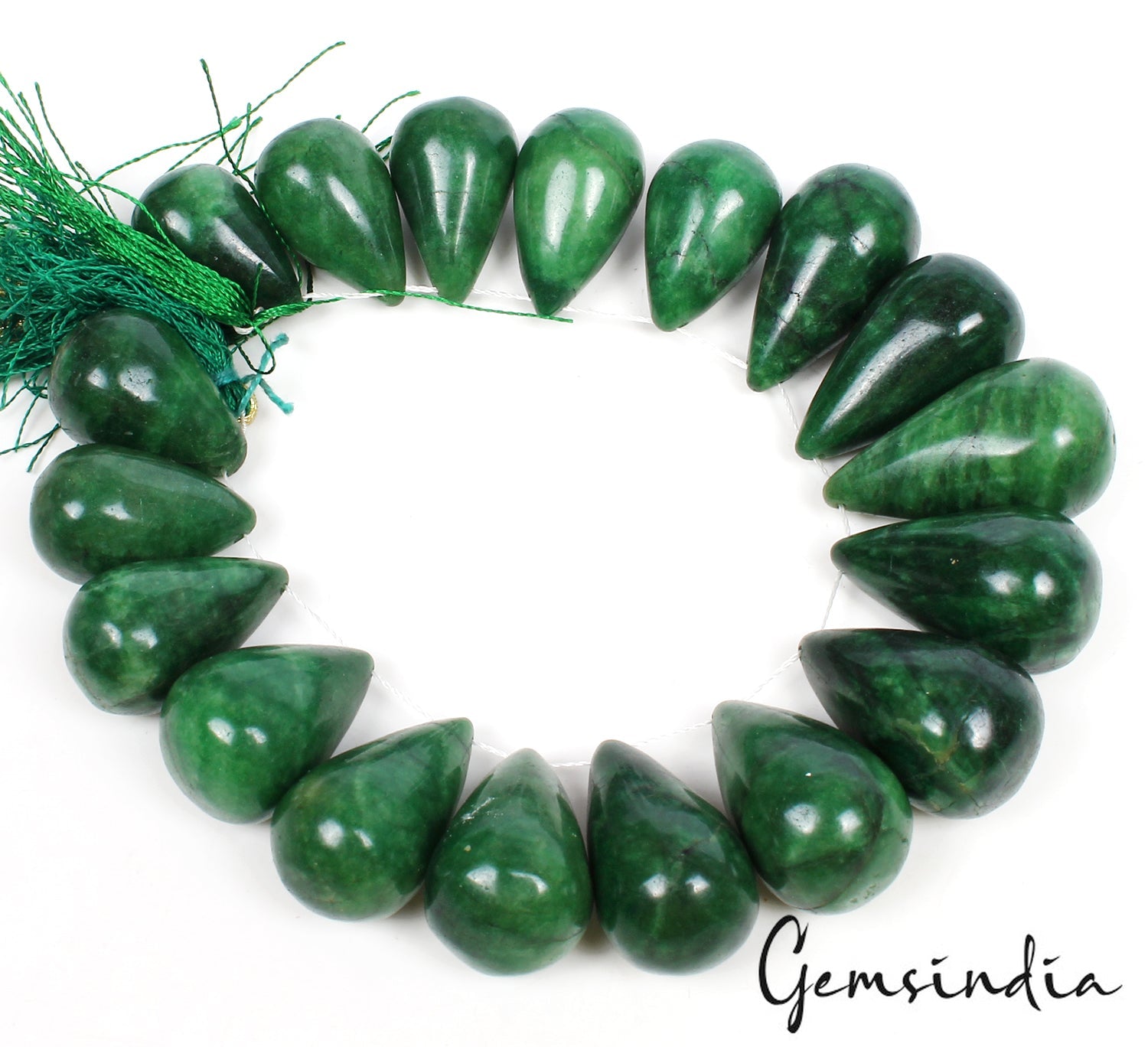 18 Pcs/975 Ct Natural Green Emerald Pear Cab Drilled Beads Briolette For Jewelry