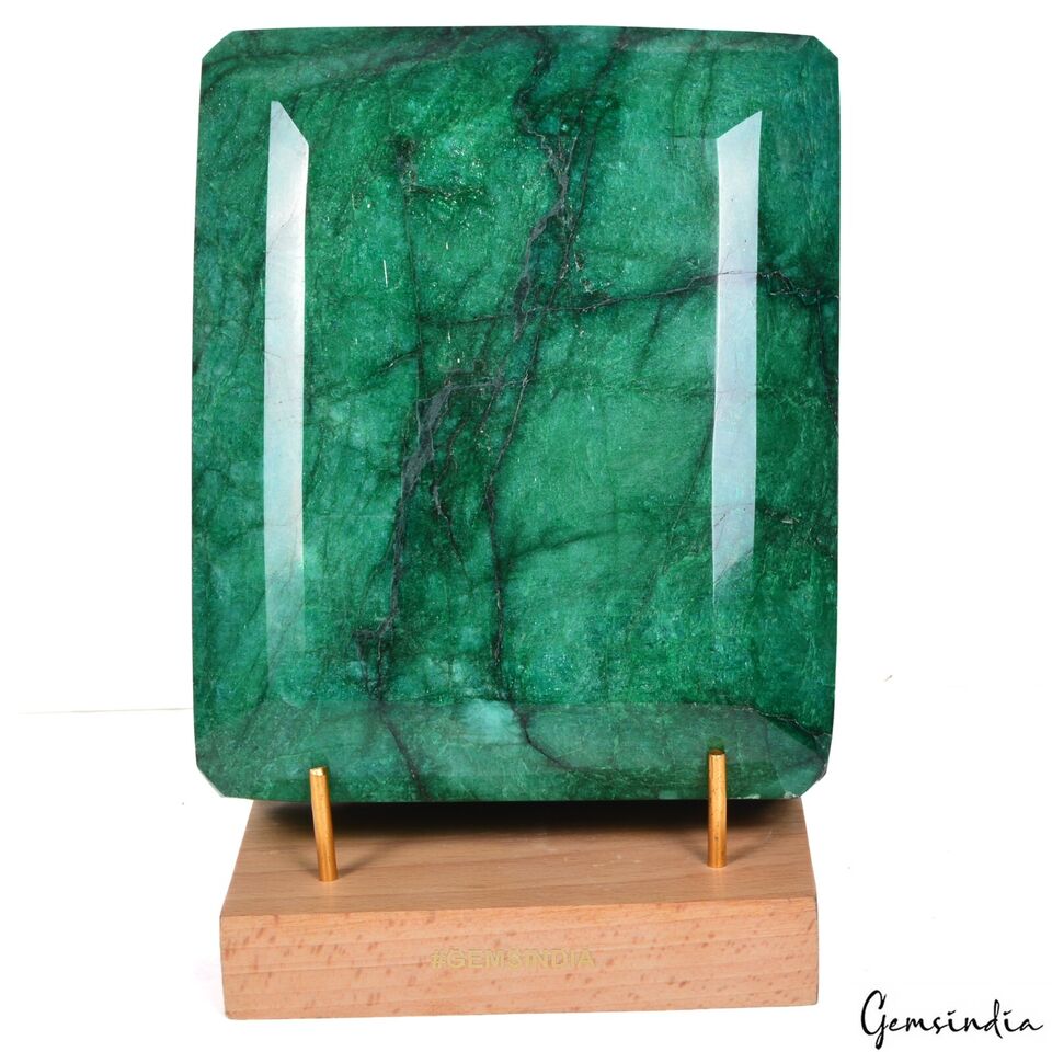 Emerald Loose Gemstone, Octagon Faceted Cut, Color Enhanced — 6.8x5.7x3.5 Inch, 25250 Ct (5.05 Kg), Brazil