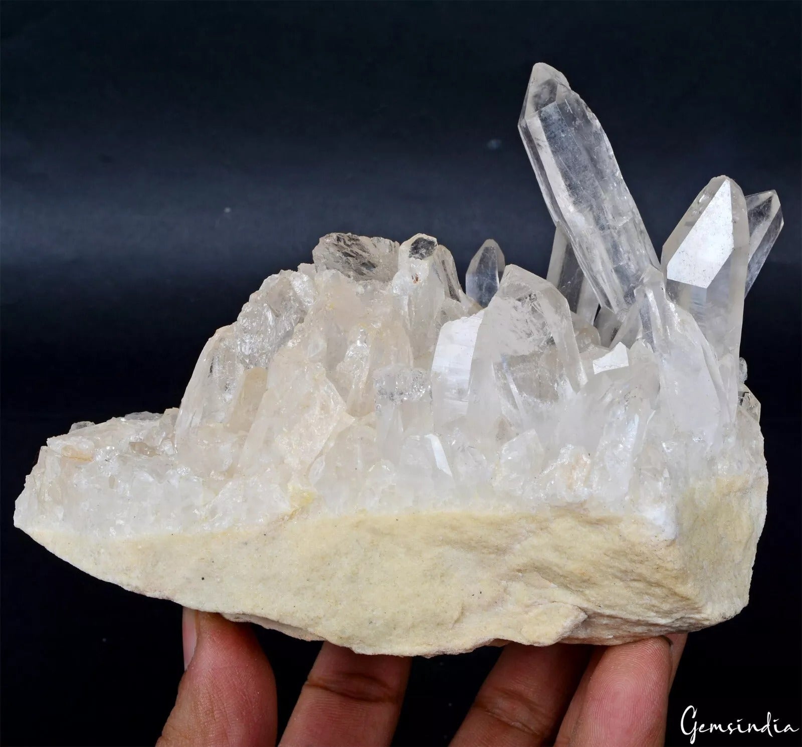 Quartz Geode, Untreated — 5.3 x 3.3 x 4.3 Inch, 0.84 Kg (4200 Ct)