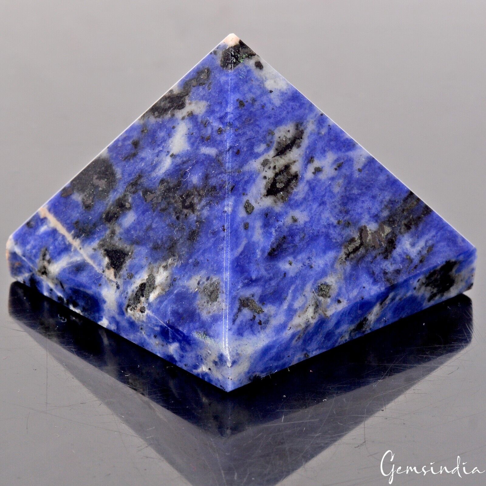 1.5" Natural Sodalite Crystal Yoga Reiki Healing Pyramid Energy Gemstone~590 Cts