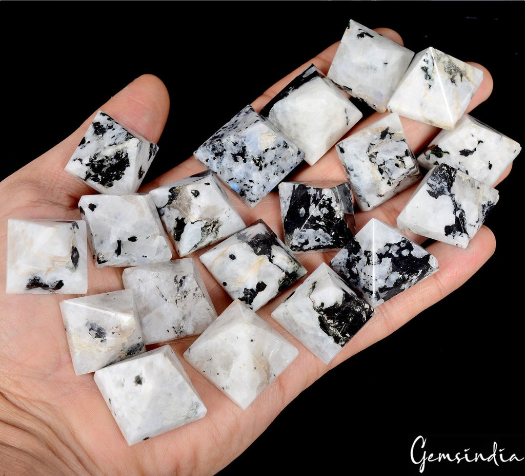 1330 Ct Natural Moonstone Pyramid Reiki Healing Crystal /Energy Charged Gemstone