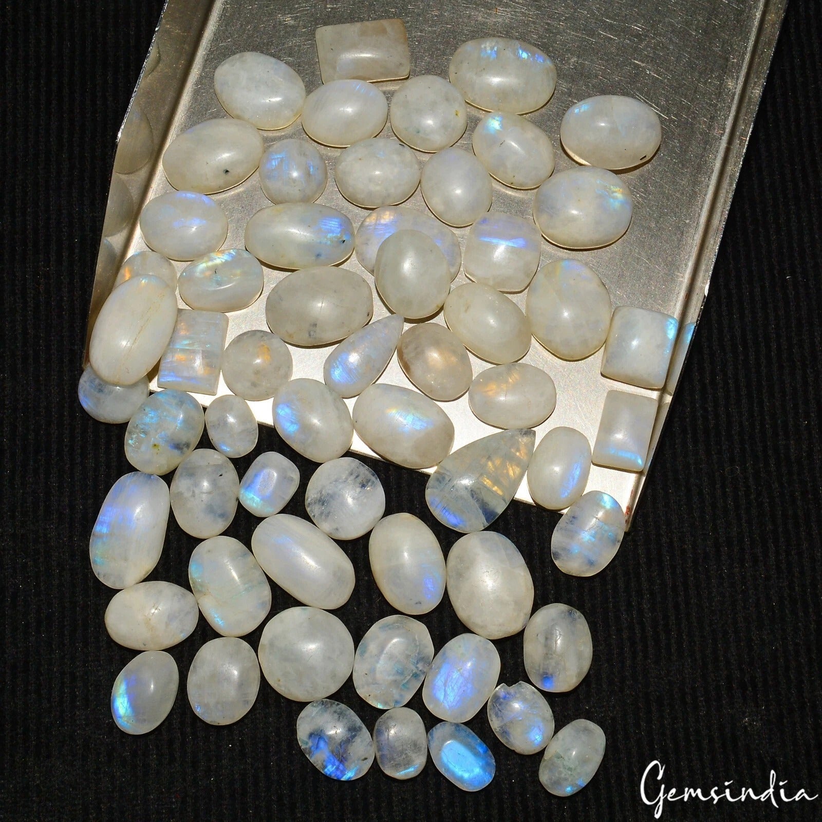 400 Ct/57Pcs Natural White w Blue Shine Moonstone Mix Cab Loose Gems For Jewelry