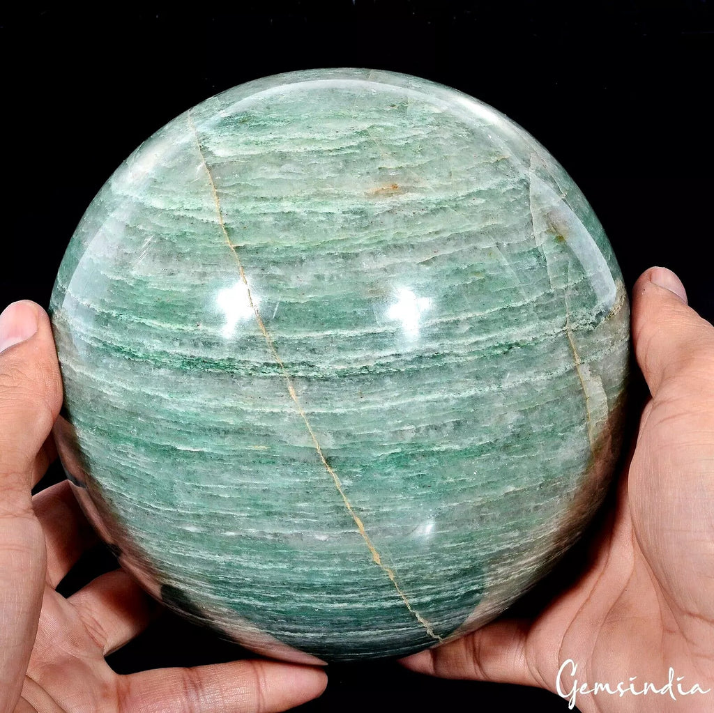 Aventurine Sphere, Green — 6.5 Inch in diameter, 5.7 Kg (28500 Ct), Madagascar