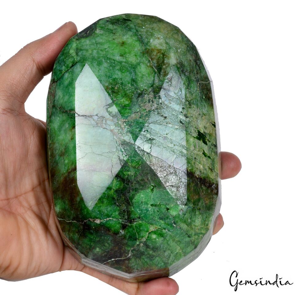 1480 Gram Natural Green Emerald Oval Cut Brazilian Earth Mined Huge Gemstone