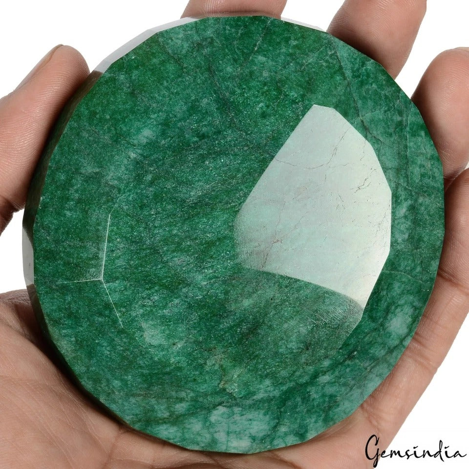 1840 Ct Natural Brazilian Top Green Emerald Oval Faceted Cut Huge Size Loose Gem