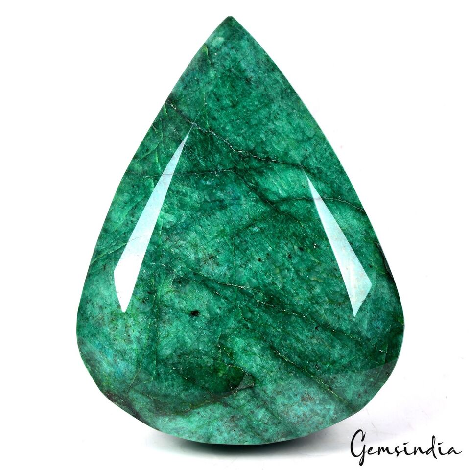 Emerald Loose Gemstone, Color Enhanced, Green — 7.4x5.5x3 Inch, 12500 Ct (2.5 Kg), Brazil