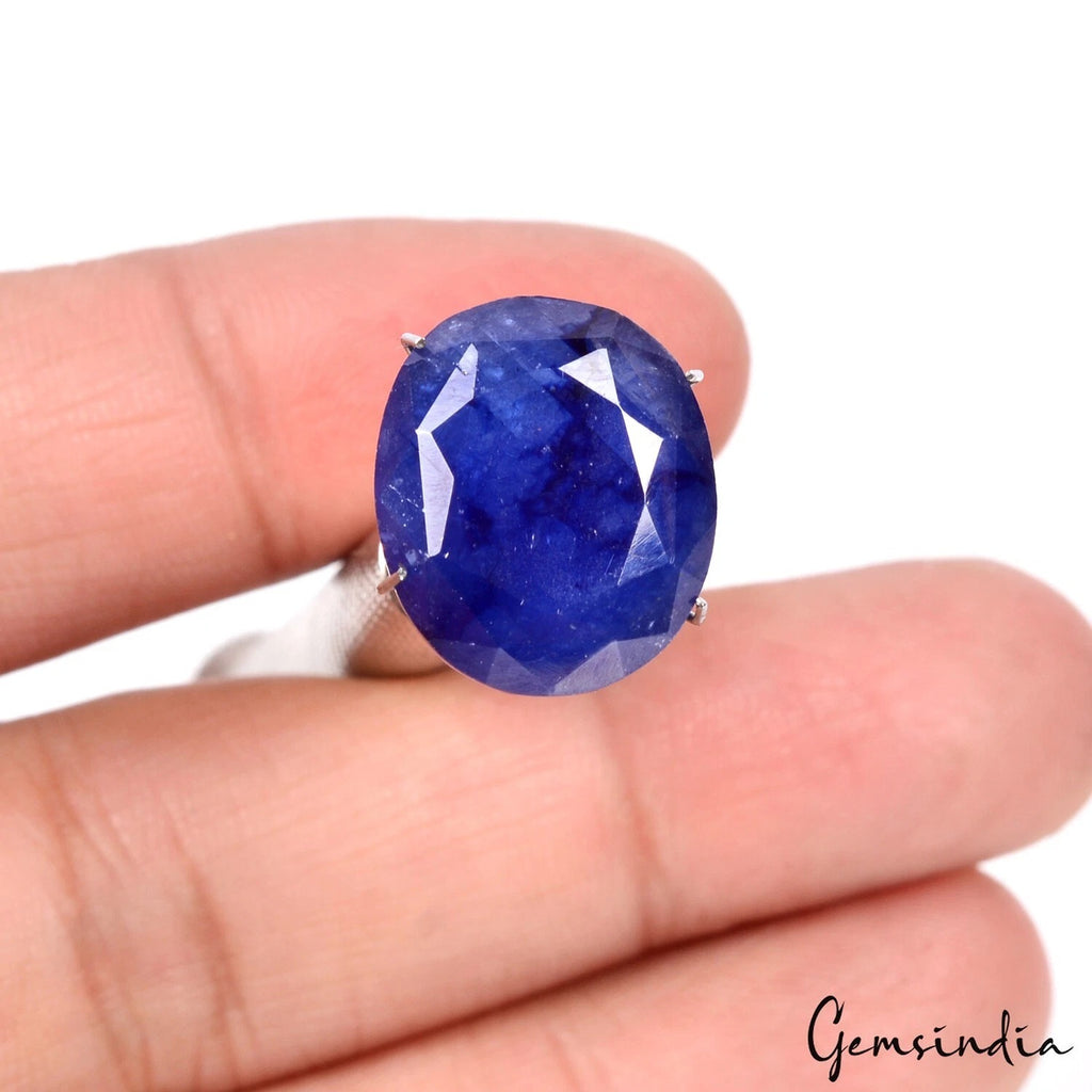 Blue Sapphire Loose Gemstone, Oval, Heated — 16x14x7mm, 18.80 Ct, Sri Lanka