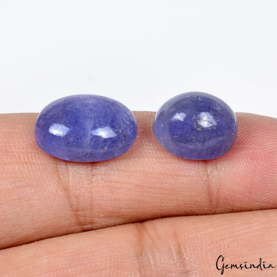 Tanzanite Lot, Cabochon, Untreated, Violet — 2 Pieces, 13mm to 15mm, 19.40 Ct, Tanzania