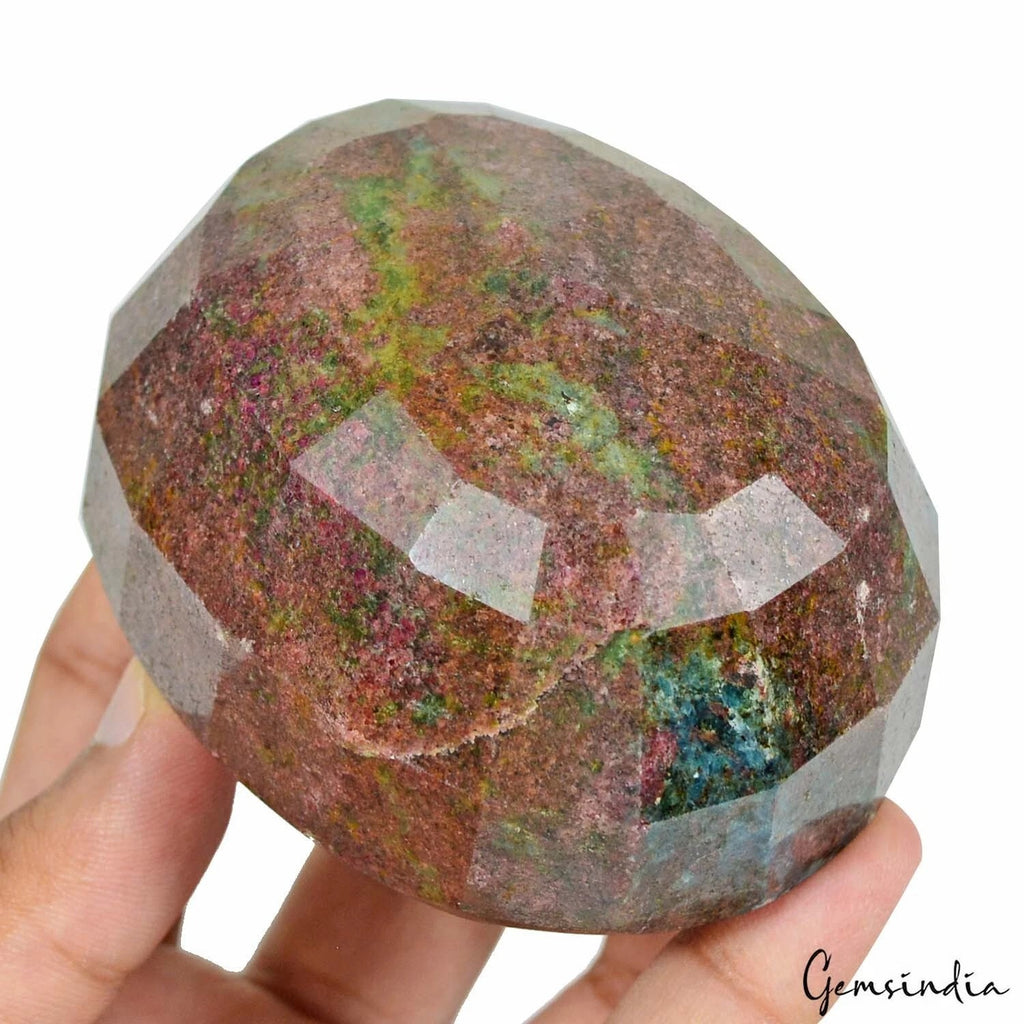 Ruby Kyanite Loose Gemstone, Untreated, Bi Color — 83x67x46 mm, 2700 Ct, Madagascar
