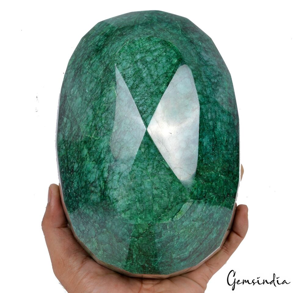 5.27 Kilo ~ Natural Green Large Emerald Earth Mined Oval Cut Collective Gemstone