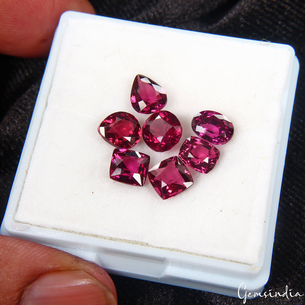 9.30 Cts Bright Hot Pink Raspberry Rhodolite Garnet Mix Cut Gemstones! Full Fire