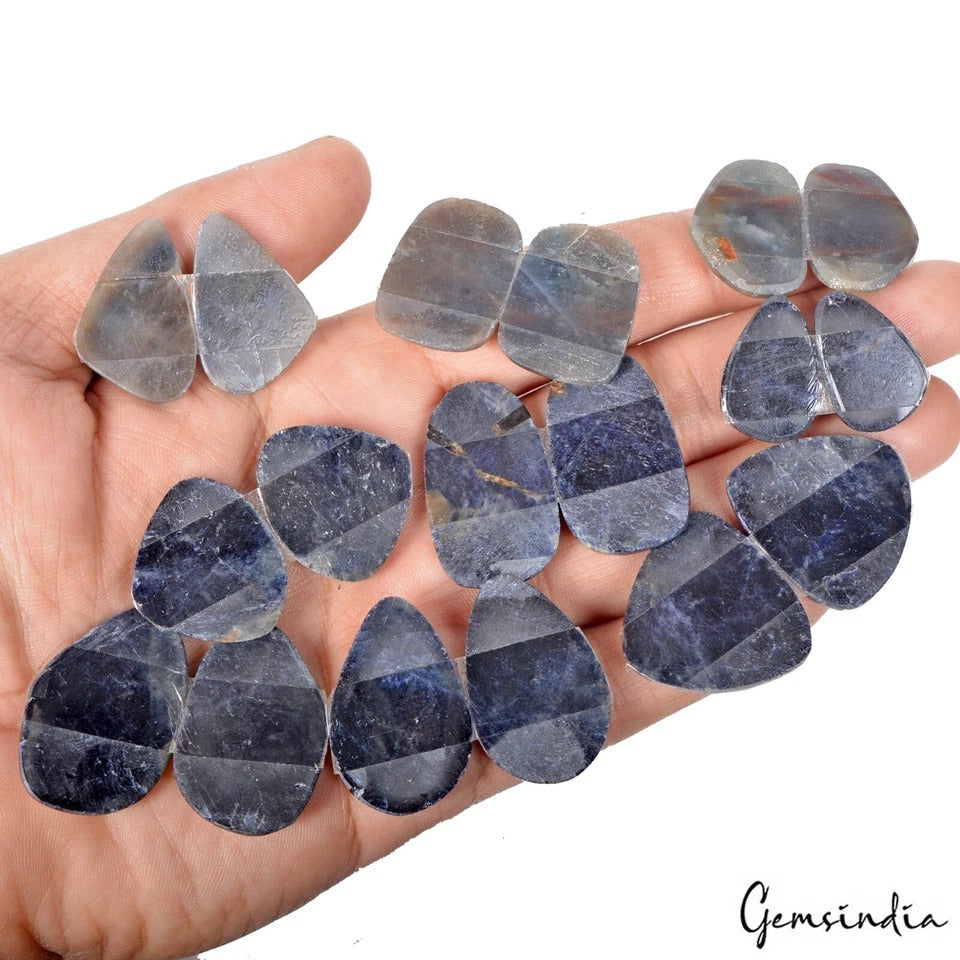 Sapphire Lot, Loose Gemstone, Untreated — 18 Pieces, 22mm, 550 Ct