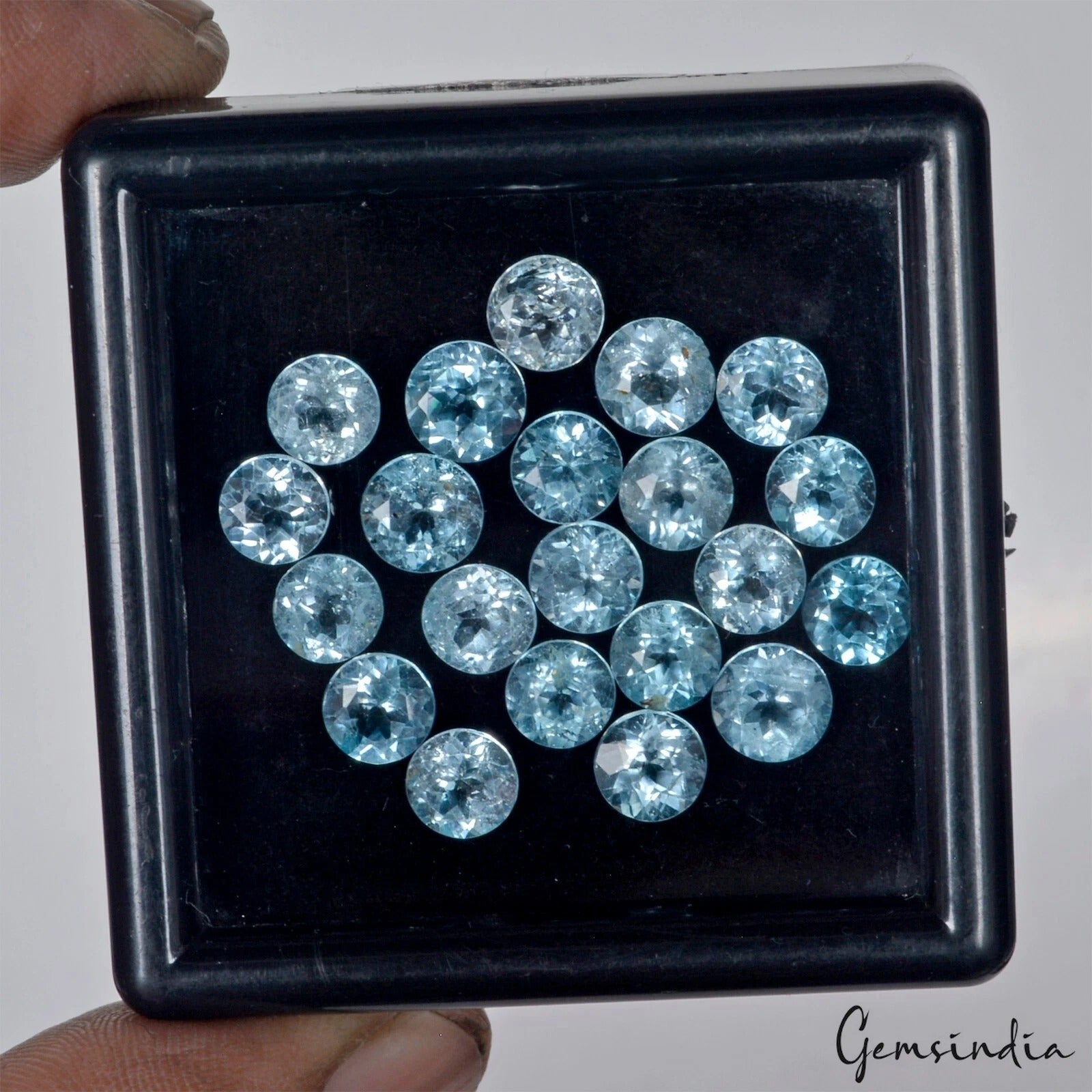 VVS 21 Pcs Natural Sky Blue Topaz 5mm Round Cut AAA Quality Loose Gemstone Lot